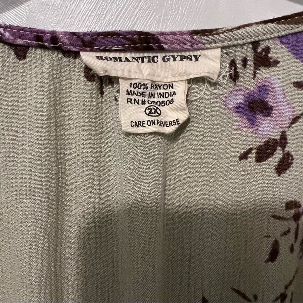 Romantic Gypsy Boho Chic Floral V-neck Tunic | Women’s Size 2X - Picture 6 of 11